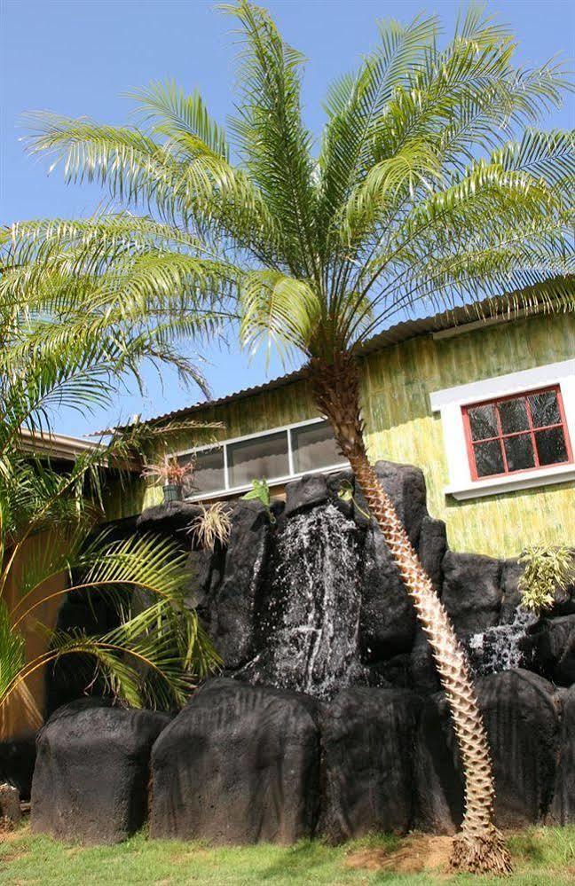 Nalu Kai Lodge Paia Hotel Exterior foto